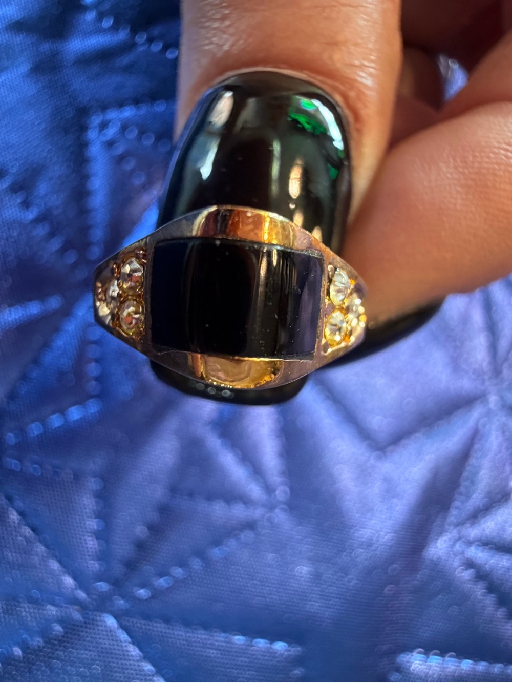 Park Lane Black & Gold Tone Sparkling Accent Ring – Size 5